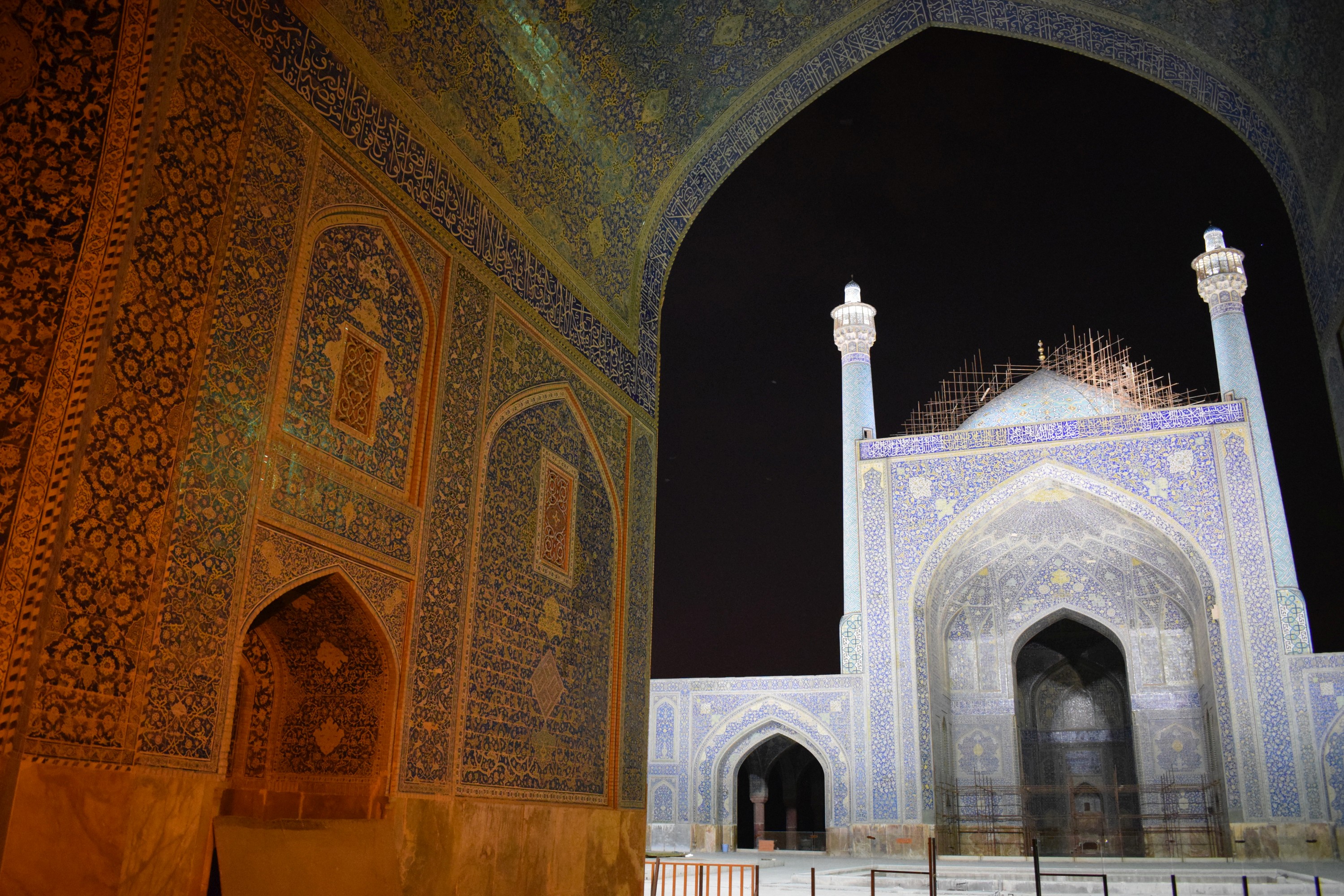 Esfahan at sunset and night