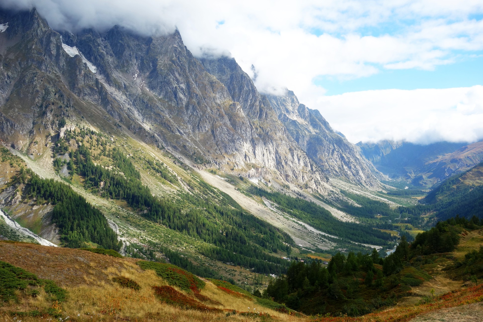 Tour du Mont Blanc – Stages 5 & 6 Rifugio Monte Bianco to La Peule